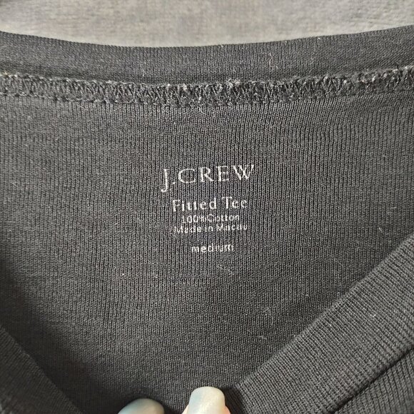 J Crew Womens Black Fitted Tee Shirt Medium Stretch Cotton Classic Closet Staple - Picture 2 of 8